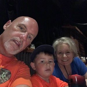 Meet your Posher, Della